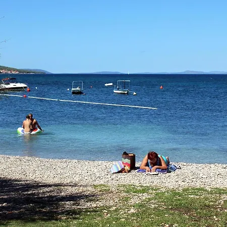 Apartament With A Parking Space Sutivan, Brac - 744 Sutivan