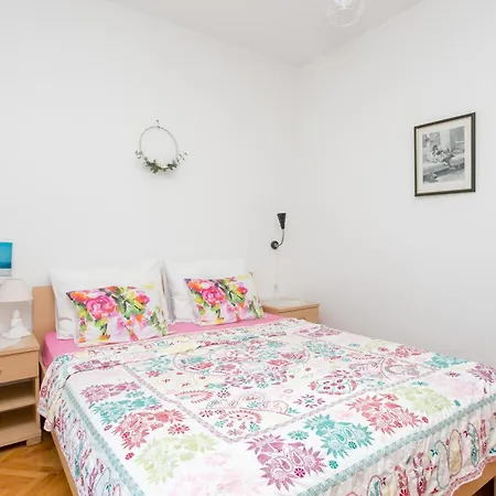 With A Parking Space Sutivan, Brac - 744 Apartament Sutivan