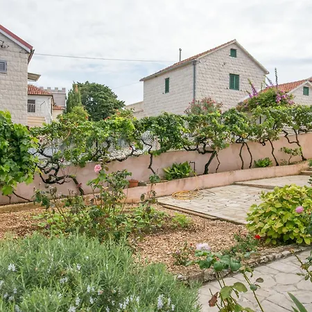With A Parking Space Sutivan, Brac - 744 Apartament