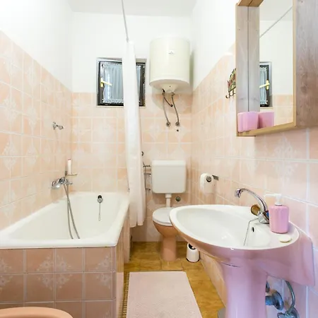 With A Parking Space Sutivan, Brac - 744 Apartament