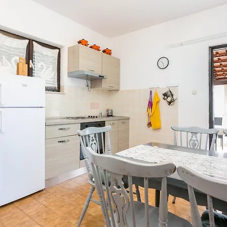 With A Parking Space Sutivan, Brac - 744 Apartament Sutivan